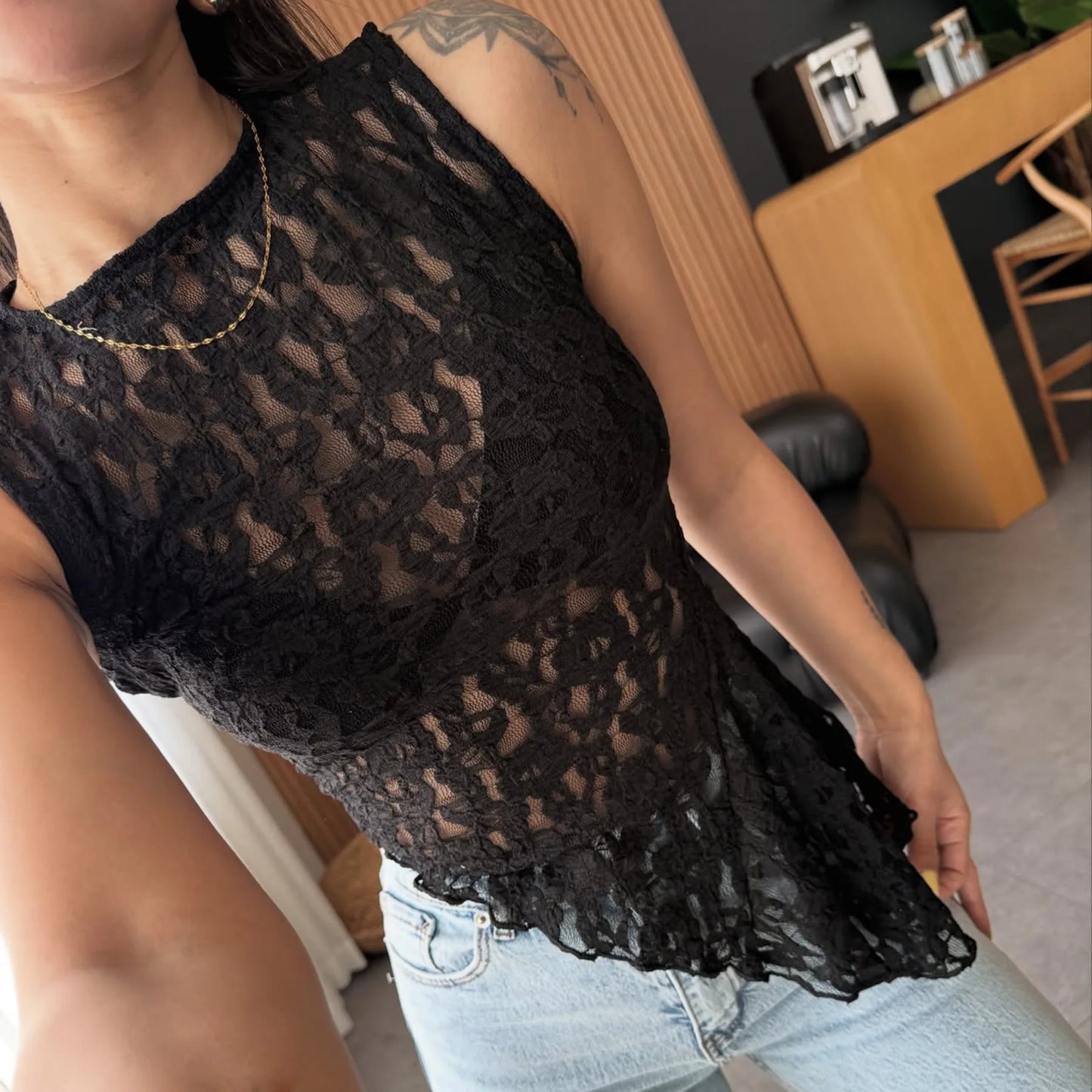 Summer Lace Top O Neck See